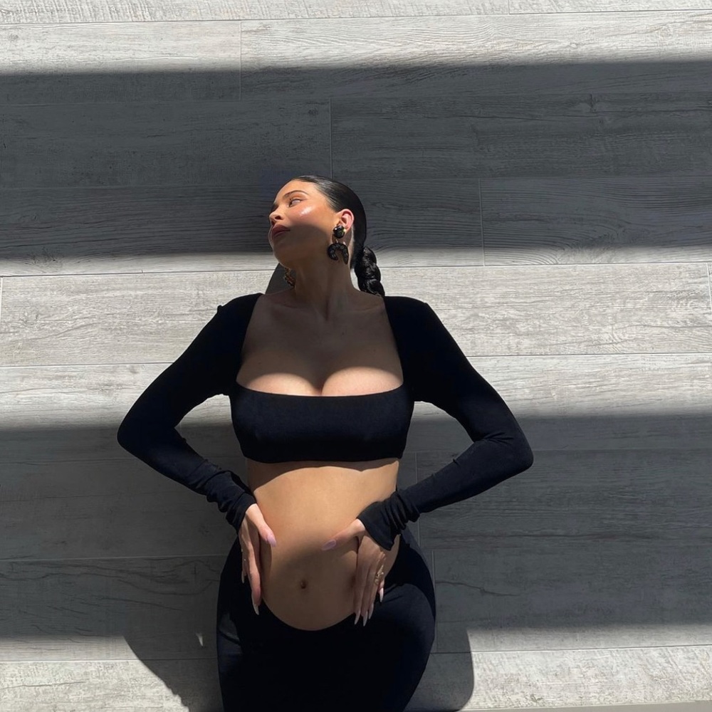CUTOUT MAXI DRESS🖤 - Picture 5 of 6